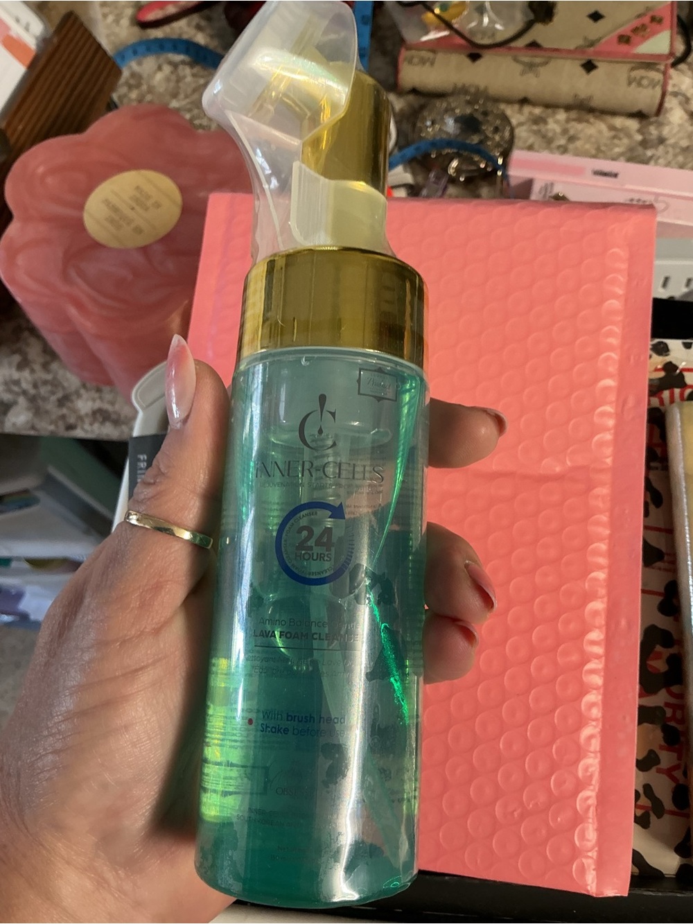 Hydrating Foaming Cleanser - Green
